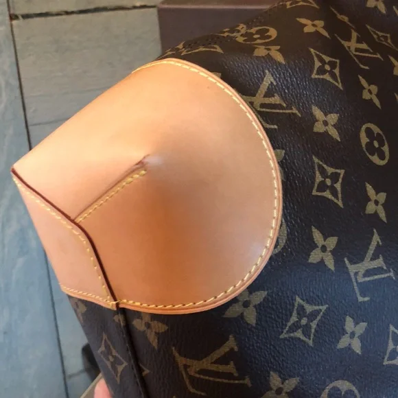 Louis Vuitton Berri PM Monogram Canvas - Picture 14 of 17